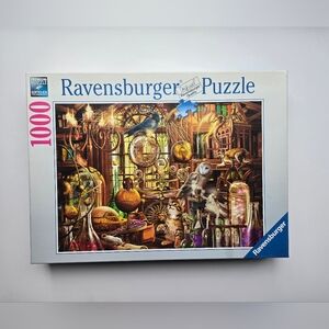 Ravensburger 1000 piece jigsaw puzz-Merlins's Laboratory